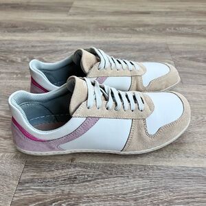 Groundies Orlando Barefoot Sneaker size 38 EU / US 7.5